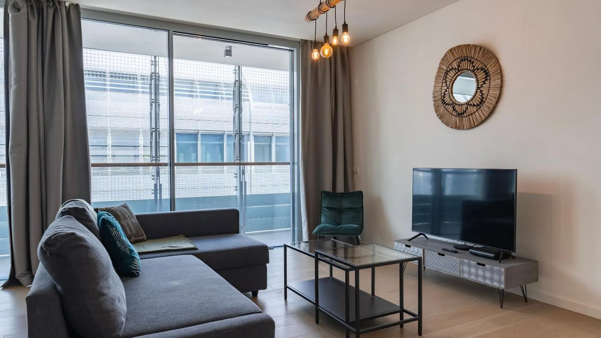 Prime Riverside 1Bdr Apartment By Lovelystay Lisboa Portekiz